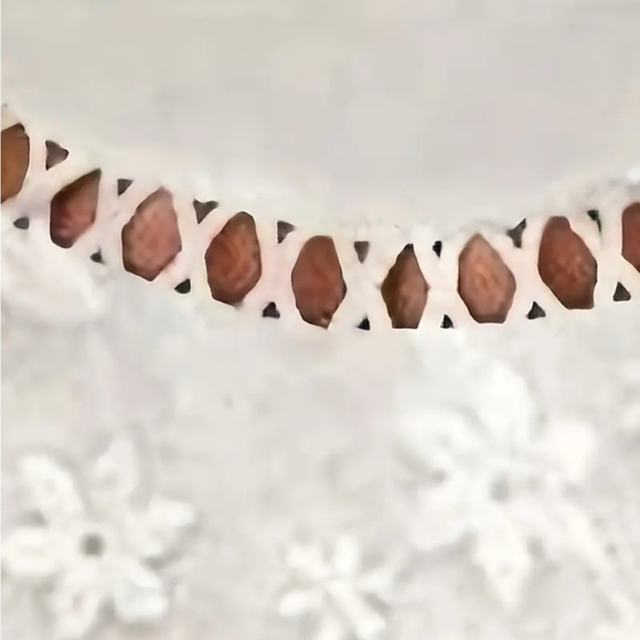 White Floral Lace Women's blouse 
 XXL 42-45” - Picture 2 of 6